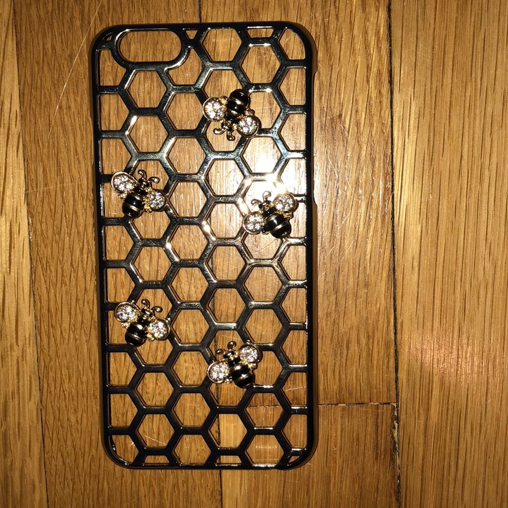 Skinnydip Diamond Bee iPhone 6/6s Case!